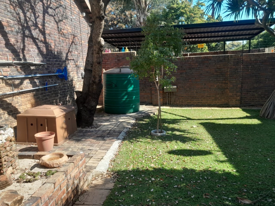 4 Bedroom Property for Sale in Safari Gardens North West